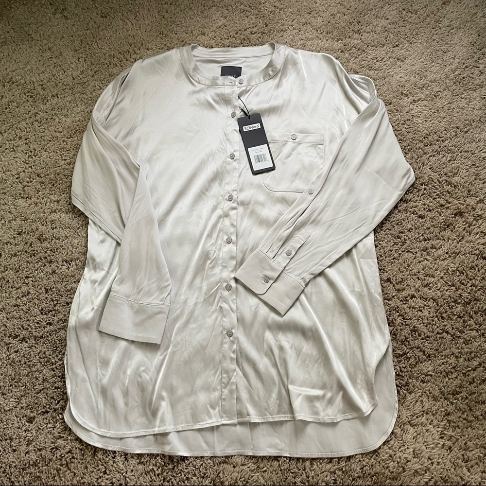Lysse Gray Satin Blouse Size L NWT
